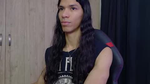 willy_veins online show from March 21, 9:58 am