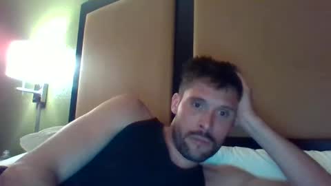 Snapshot of willylee88 chatting on February 5, 10:41 am willylee88 online show from February 5, 10:41 am