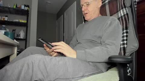 WillySkynn online show from December 31, 9:28 pm