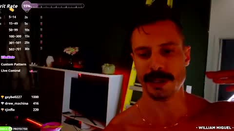 Snapshot of willyumx chatting on July 5, 4:19 am William Miguel online show from July 5, 4:19 am
