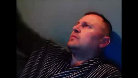 willywinkwer online show from April 10, 3:01 am