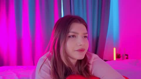 Snapshot of wilmajonson chatting on February 18, 7:26 am Vicki3 online show from February 18, 7:26 am