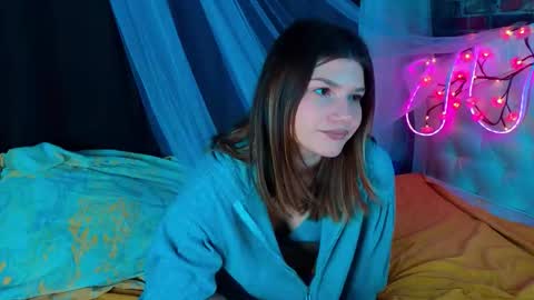 Snapshot of wilmajonson chatting on March 1, 10:28 am Vicki3 online show from March 1, 10:28 am