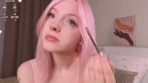 Mary online show from January 10, 1:07 am