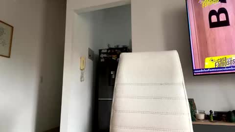 Snapshot of winnieangel chatting on February 8, 7:28 pm Winniethephoota online show from February 8, 7:28 pm