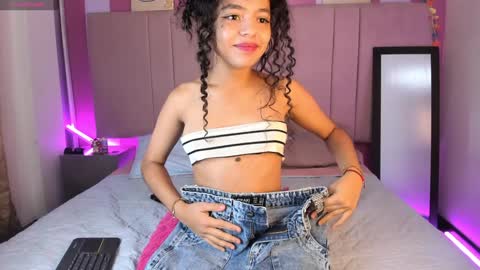  Winnifer Gonzalez  online show from December 14, 9:18 am