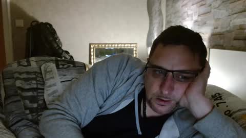 Snapshot of wirzwei8883 chatting on December 9, 7:50 pm Dirty online show from December 9, 7:50 pm