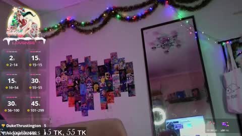 Snapshot of witchmooon chatting on December 31, 9:50 pm Kiara online show from December 31, 9:50 pm