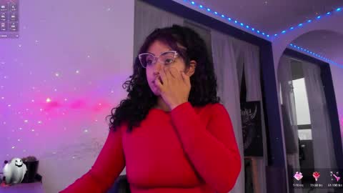     Luna Violeta  A r t i s t  online show from March 7, 10:54 pm