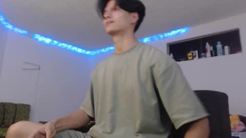 Ken online show from February 14, 2:39 am