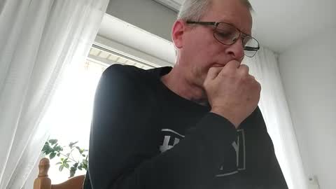 wittzel online show from February 14, 9:39 am