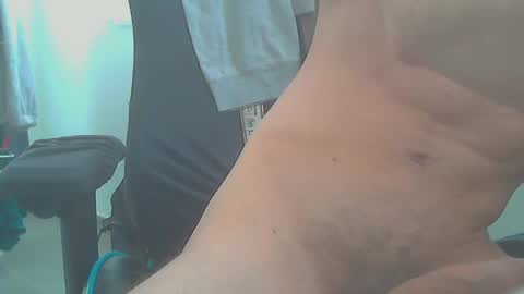 Snapshot of wiwi743 chatting on February 14, 1:51 pm wiwi743 online show from February 14, 1:51 pm