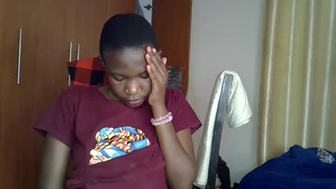 Snapshot of wizzia_khalifa chatting on February 7, 4:24 pm girlie o online show from February 7, 4:24 pm