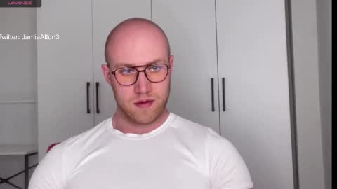 Snapshot of wlademarbergs chatting on March 6, 4:53 am Wlademar online show from March 6, 4:53 am