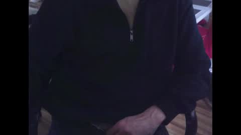 wobble444 online show from March 6, 11:17 am