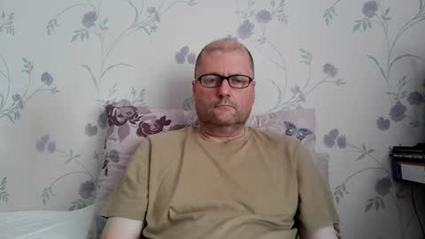Snapshot of wobble444 chatting on July 7, 9:13 am wobble444 online show from July 7, 9:13 am