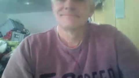 wohnung_at online show from December 23, 10:35 am