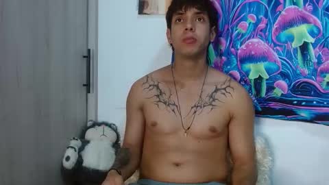 wolf_light online show from January 8, 2:03 am