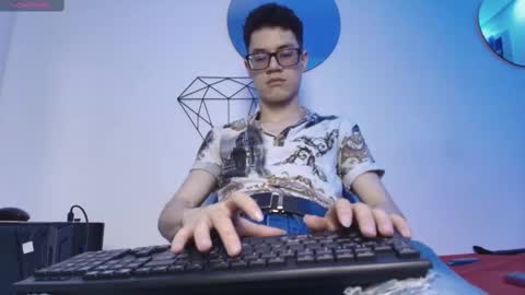  W O L F  online show from September 12, 11:32 am