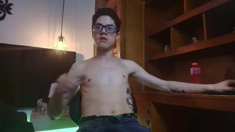  W O L F  online show from March 21, 11:26 am