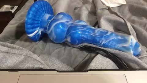 Snapshot of wolfyi chatting on February 25, 2:21 am Sultan Blaze online show from February 25, 2:21 am