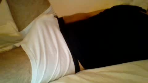 wolfylatinoplayfull online show from August 1, 2:22 am