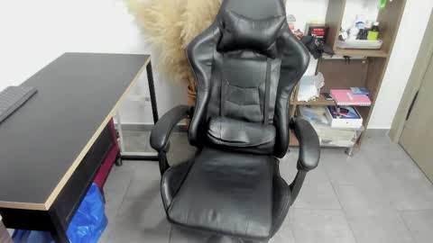 wolker_allan online show from December 1, 10:48 pm