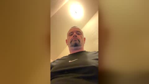 wombraider863 online show from February 25, 10:52 pm