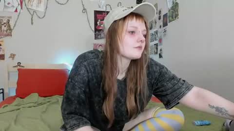 wonderconnie online show from July 10, 1:25 pm