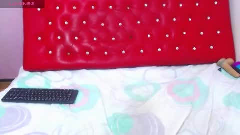 Snapshot of wonderfuldiana chatting on January 26, 2:56 am online show from January 26, 2:56 am