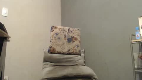 SHENIEL RODRIGUEZ online show from March 28, 11:48 pm