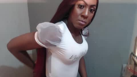 SHENIEL RODRIGUEZ online show from March 31, 7:31 am