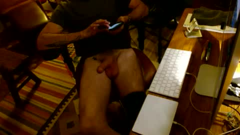 Chuck online show from May 18, 1:24 am