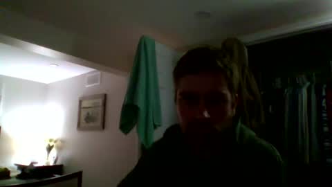 woodeee77 online show from March 9, 12:14 am