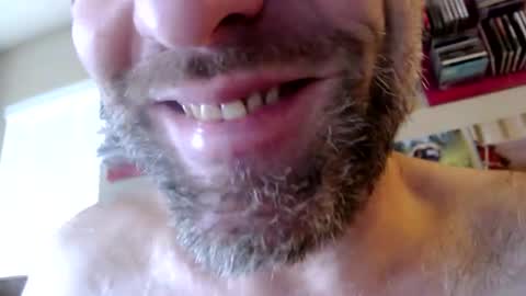 Snapshot of woodiesays chatting on March 3, 5:18 pm WoodieSays online show from March 3, 5:18 pm