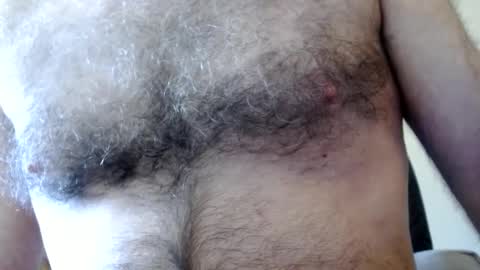 Snapshot of woodiesays chatting on October 6, 4:15 pm WoodieSays online show from October 6, 4:15 pm