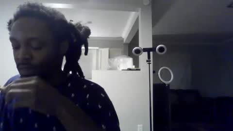 Snapshot of woodpipe69 chatting on January 5, 12:53 pm Woodpipe69 online show from January 5, 12:53 pm