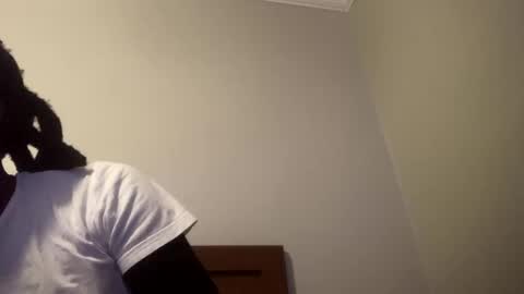 Snapshot of woodpipe69 chatting on March 5, 2:03 am Woodpipe69 online show from March 5, 2:03 am