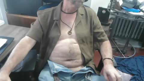 woodworker6473 online show from June 25, 7:29 pm