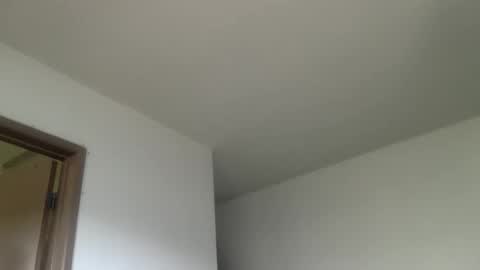 Snapshot of woof_wolf37 chatting on March 27, 4:29 pm woof_wolf37 online show from March 27, 4:29 pm