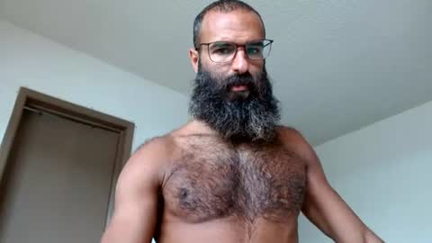 Snapshot of woof_wolf37 chatting on June 18, 4:11 pm woof_wolf37 online show from June 18, 4:11 pm