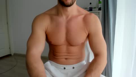 Snapshot of woolfiie chatting on January 31, 9:05 am Wolfie online show from January 31, 9:05 am