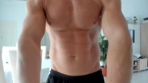 Snapshot of woolfiie chatting on November 6, 7:31 am Wolfie online show from November 6, 7:31 am