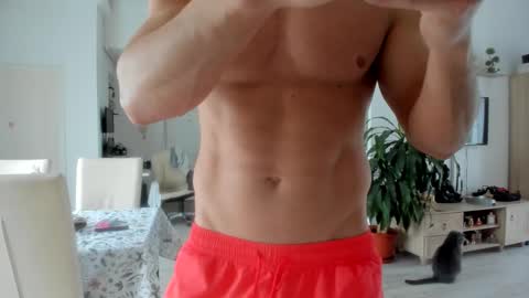 Snapshot of woolfiie chatting on November 30, 8:29 am Wolfie online show from November 30, 8:29 am