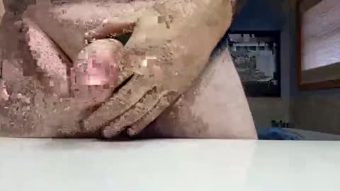 Snapshot of workingman6969 chatting on December 18, 8:47 pm workingman6969 online show from December 18, 8:47 pm