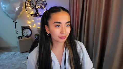 dudetta Kim online show from April 14, 10:32 am