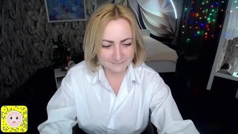 Snapshot of wow_co chatting on January 1, 2:42 pm wow_co online show from January 1, 2:42 pm