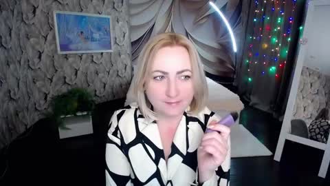 Snapshot of wow_co chatting on January 14, 5:23 pm wow_co online show from January 14, 5:23 pm