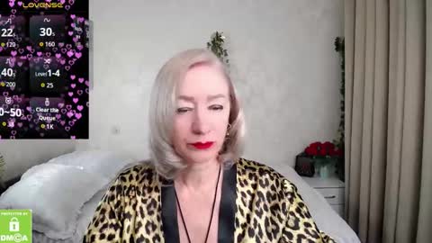 Snapshot of wow_co chatting on February 22, 4:38 pm wow_co online show from February 22, 4:38 pm