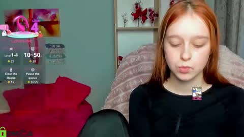 Snapshot of wow_emma_ chatting on February 2, 1:32 pm wow_emma_ online show from February 2, 1:32 pm